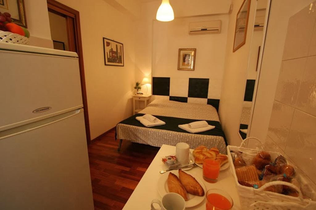 Guest House San Peter โรม ภายนอก รูปภาพ