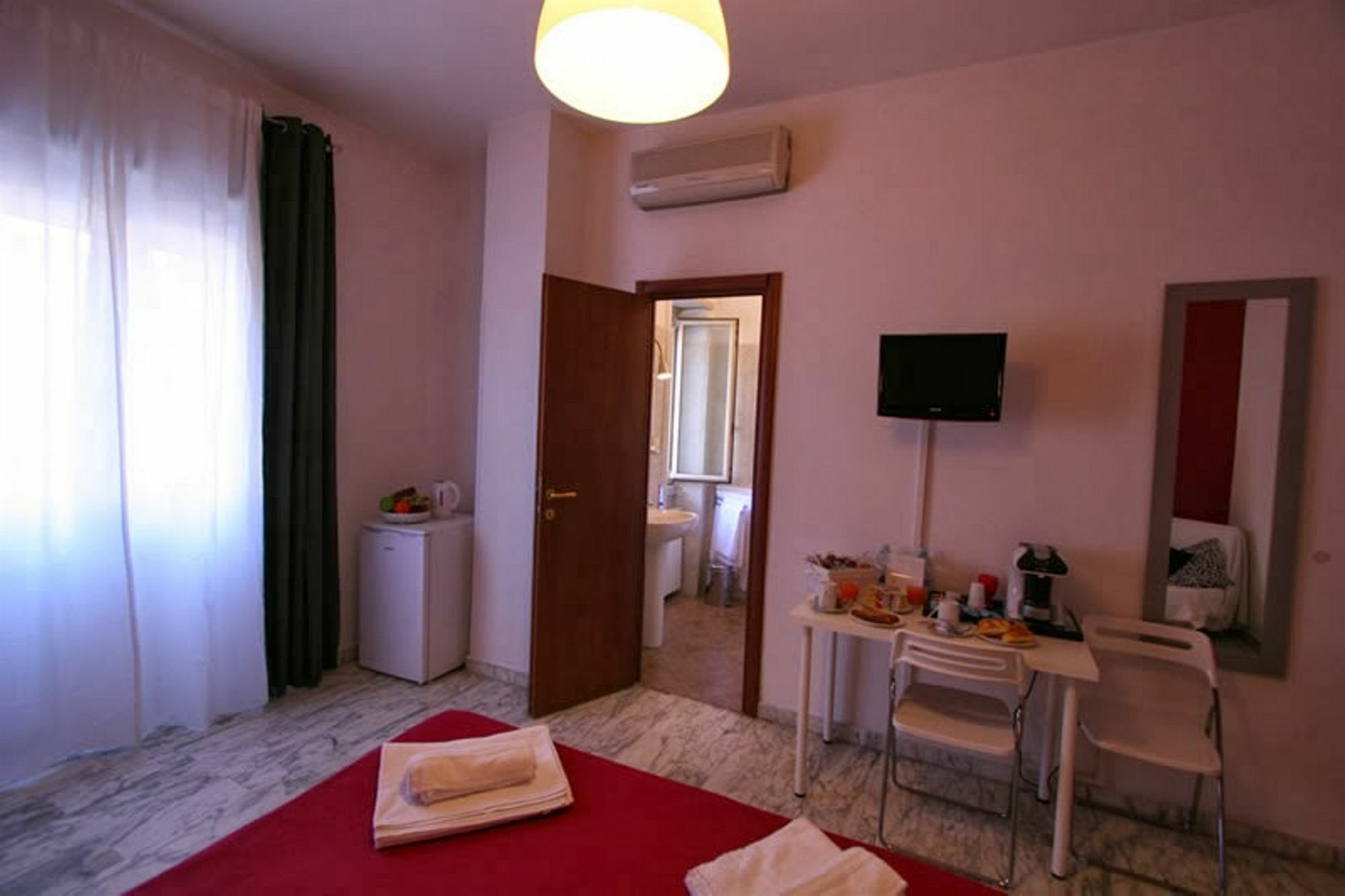 Guest House San Peter โรม ภายนอก รูปภาพ